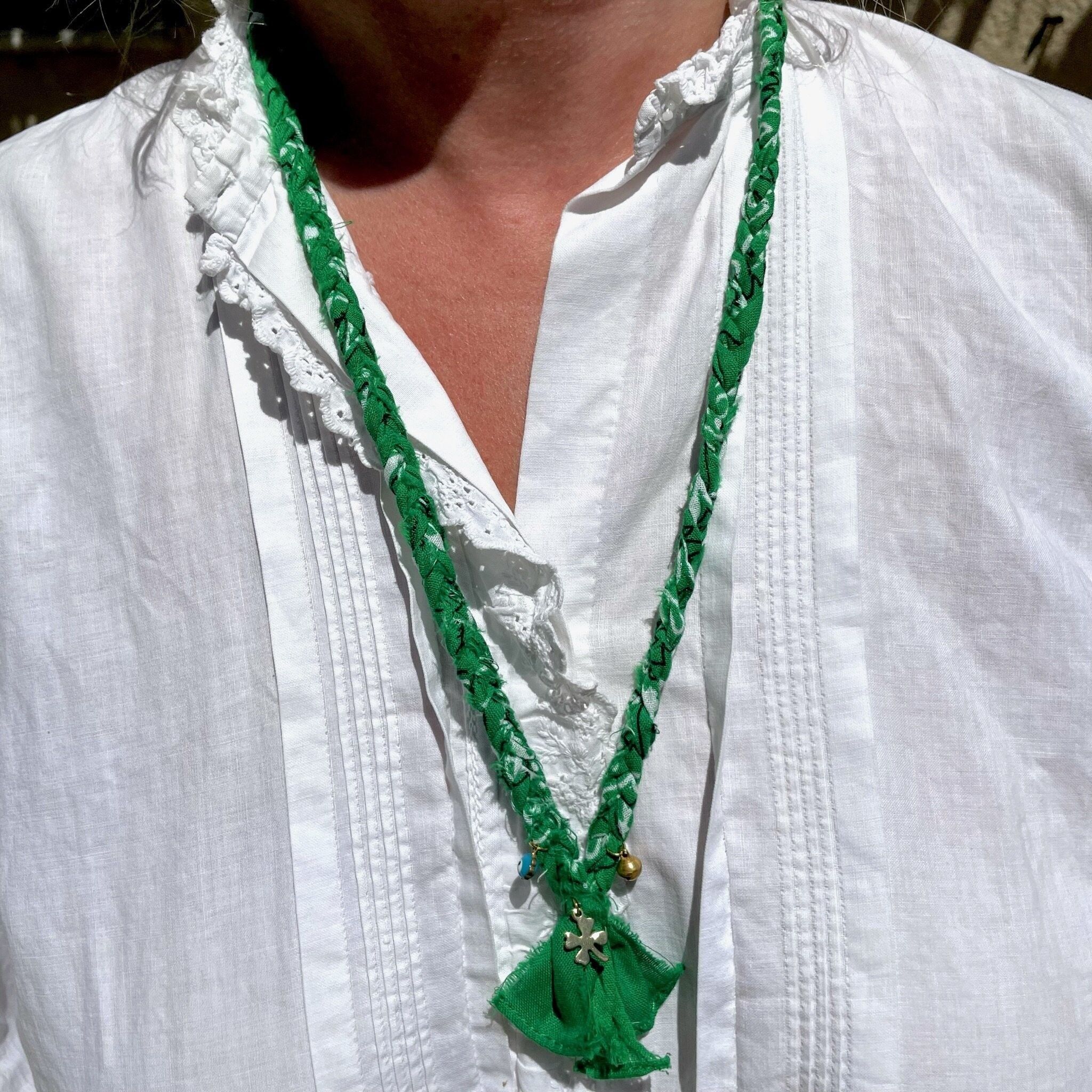 Collar Bandana Verde