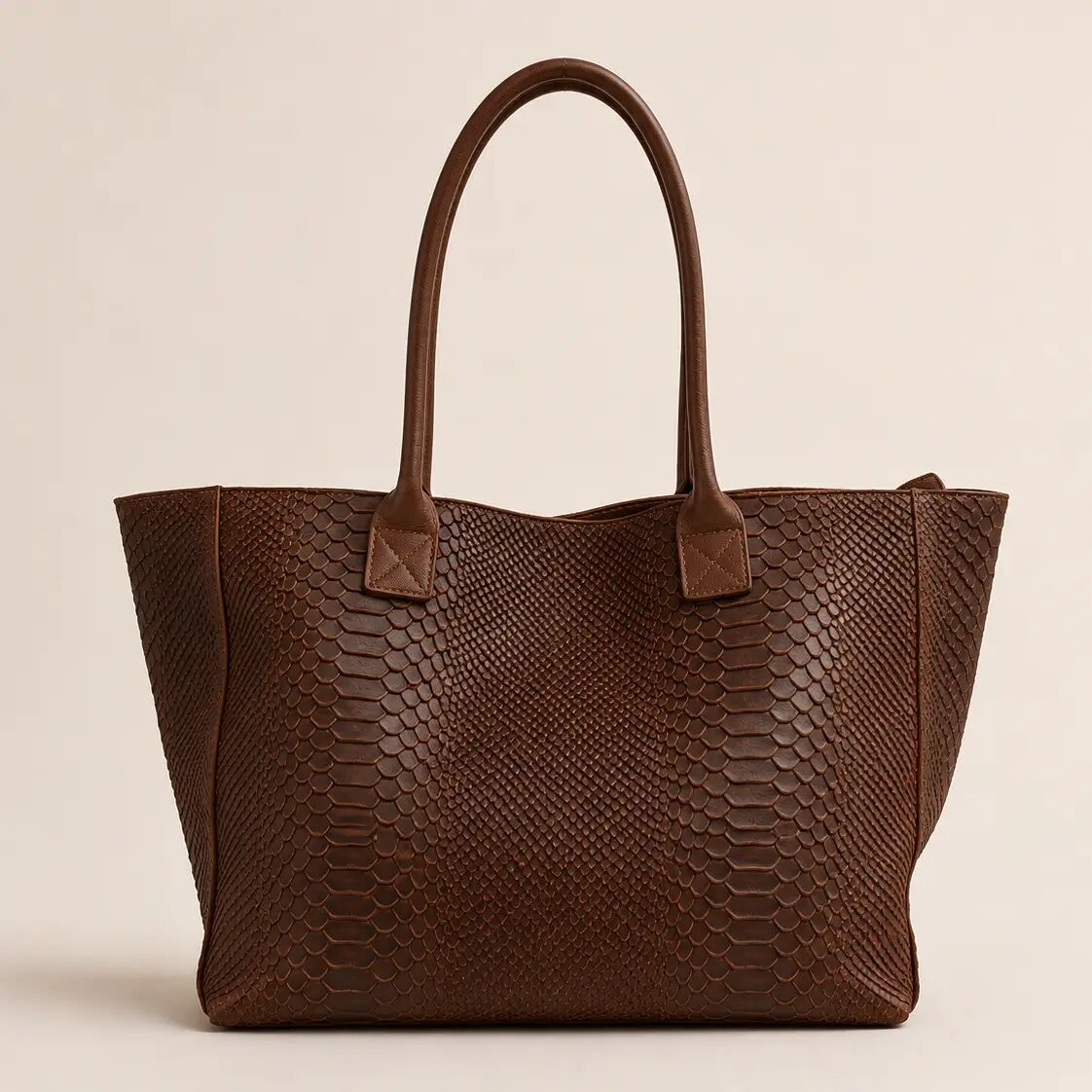 LOLA – Sac en cuir italien embossé python – Brown