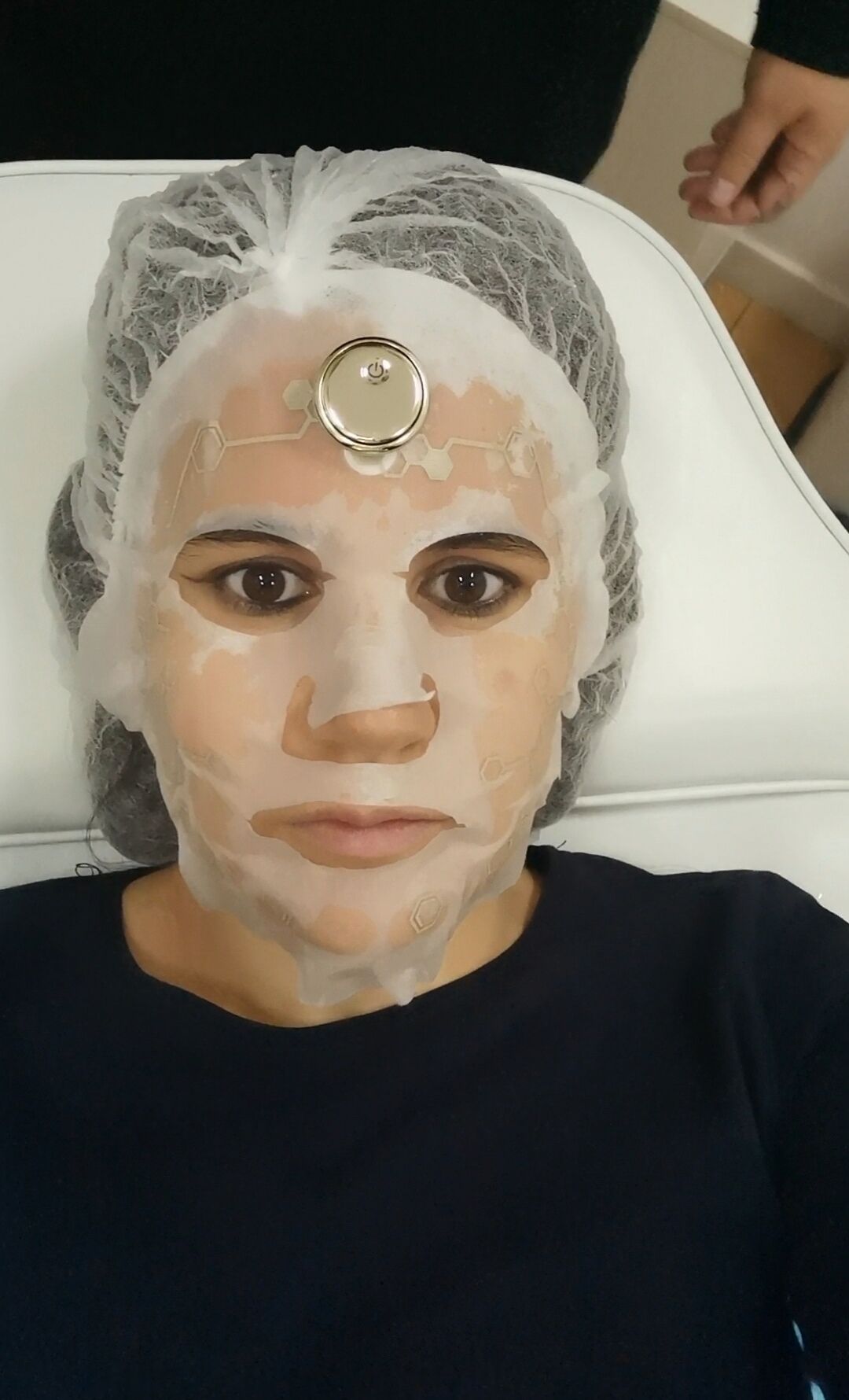 Lifting mask with EMS (electrostimulation)