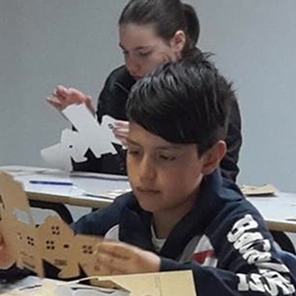 KIT PARA TALLER CREATIVO/CIENTÍFICO.CASAGAMI 40 piezas