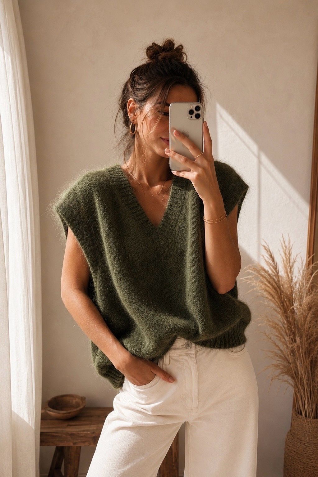 Pull Sans Manches Col V en Kid Mohair - Fabriqué en Italie