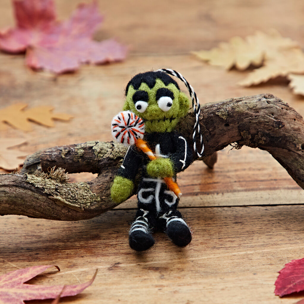 Felt Trick-or-Treating Frankenstein Hanging Decoration