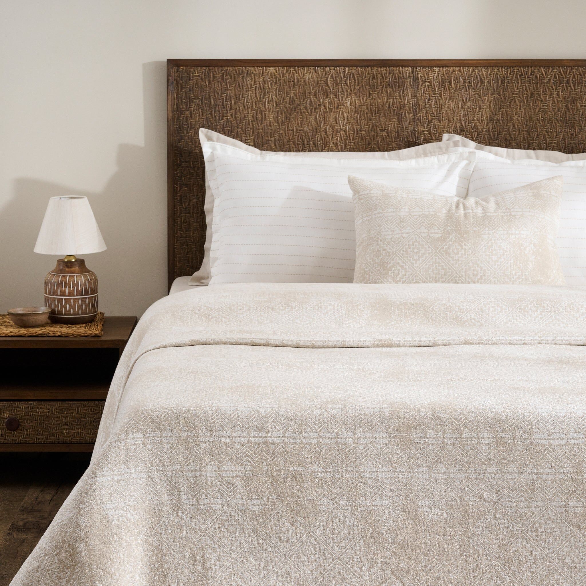 Bed Cover | Jacquard Jali Stepwell | Birch Tone, King & Queen Sizes with Cushion