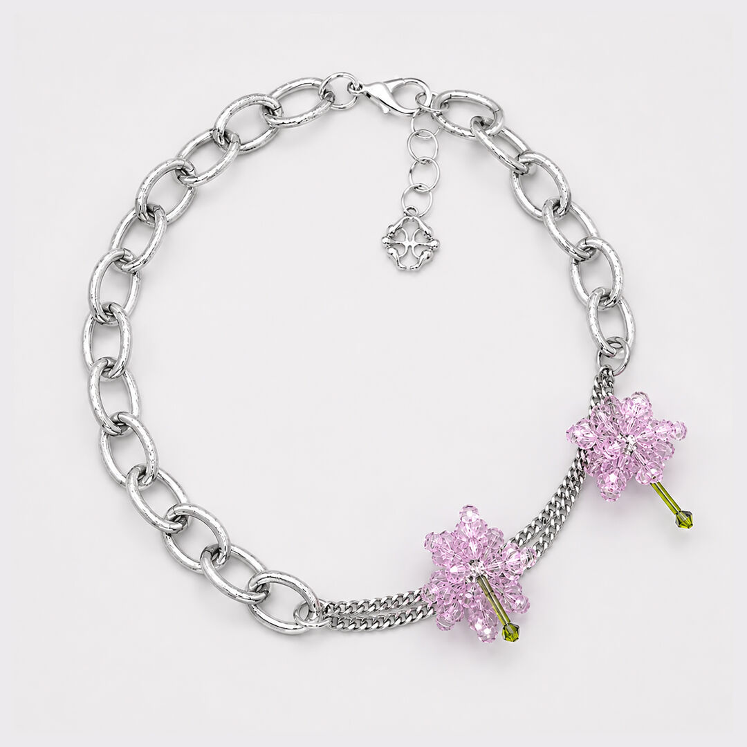 Collier à maillons argentés et fleurs roses en perles et cristaux - Erica Rosa Jason