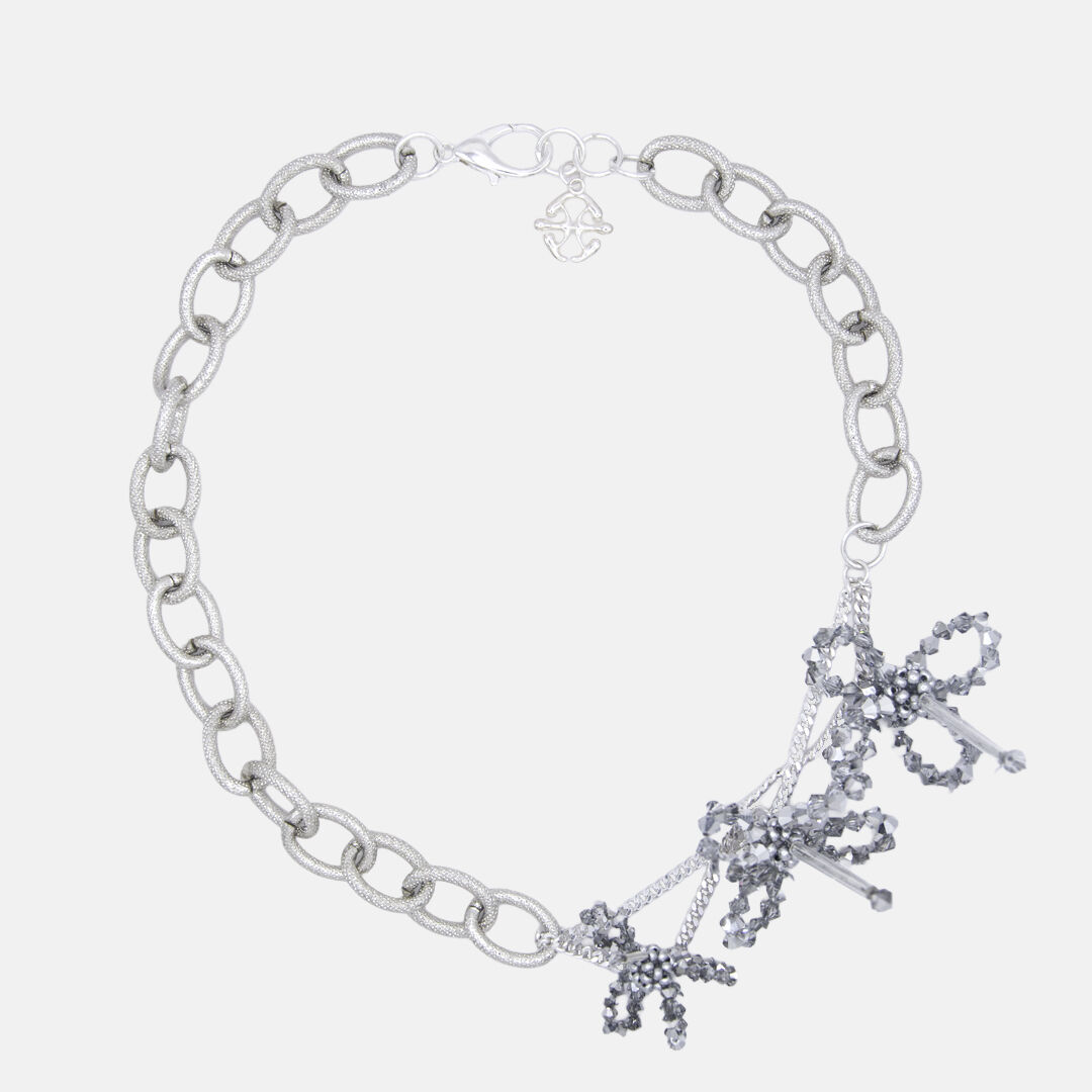 Collier à maillons argentés et fleurs argentées en perles et cristaux - Aster Argenta Jason