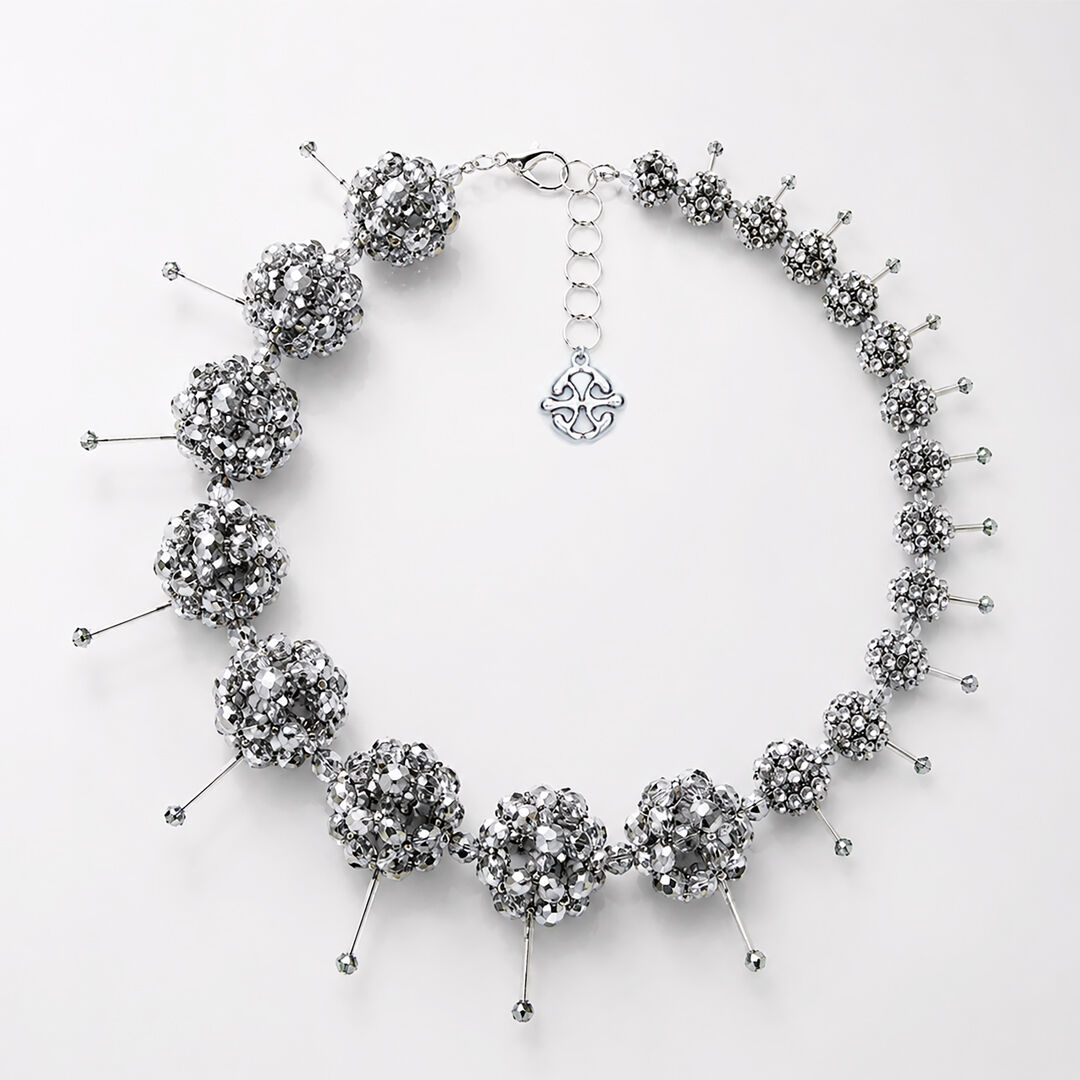 Collier de fleurs argentées en perles et cristaux - Paeonia Argenta