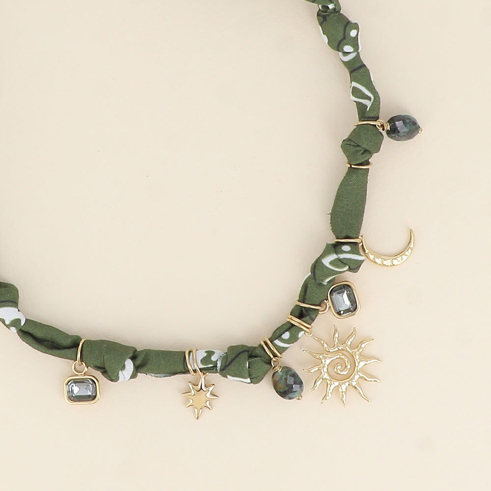Collier - ruban, tissu, breloques cristaux, soleil, lune, étoile, pierre naturelle