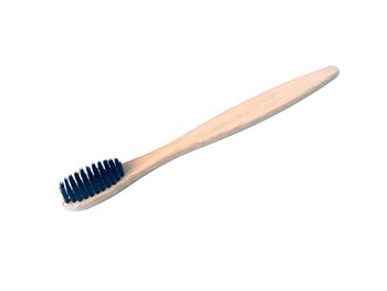 Brosse à dents en bambou avec étui en bambou 9