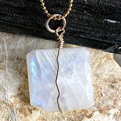 Moonstone Goldfilled Necklace