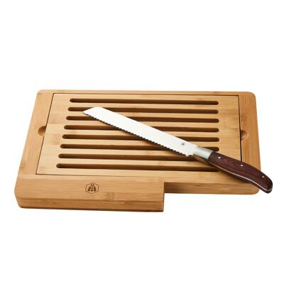 Bamboo cutting board and bread knife