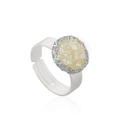 Pearl silver ring with white mother-of-pearl