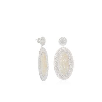 Boucles d'oreilles Aphrodite ovales en argent avec nacre blanche 1