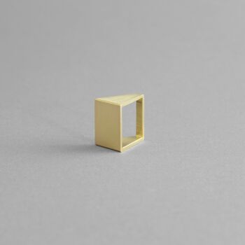 Anneaux Carrés en Laiton Mod. 07 - Design contemporain et minimaliste 1