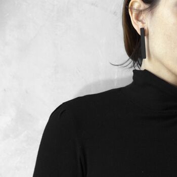 Boucles d'oreilles COLUMN - Design minimal contemporain, faites à la main en Jesmonite 3