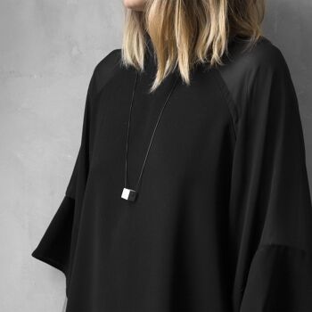 MODULOUNO - Collier minimal contemporain, fait main en Jesmonite 4