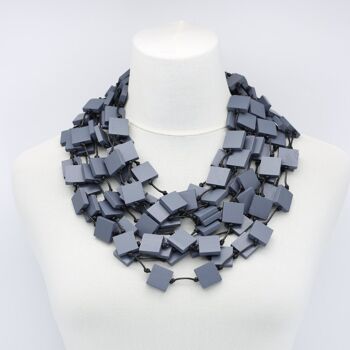 Collier carré 5 rangs en bois recyclé - Gris 3