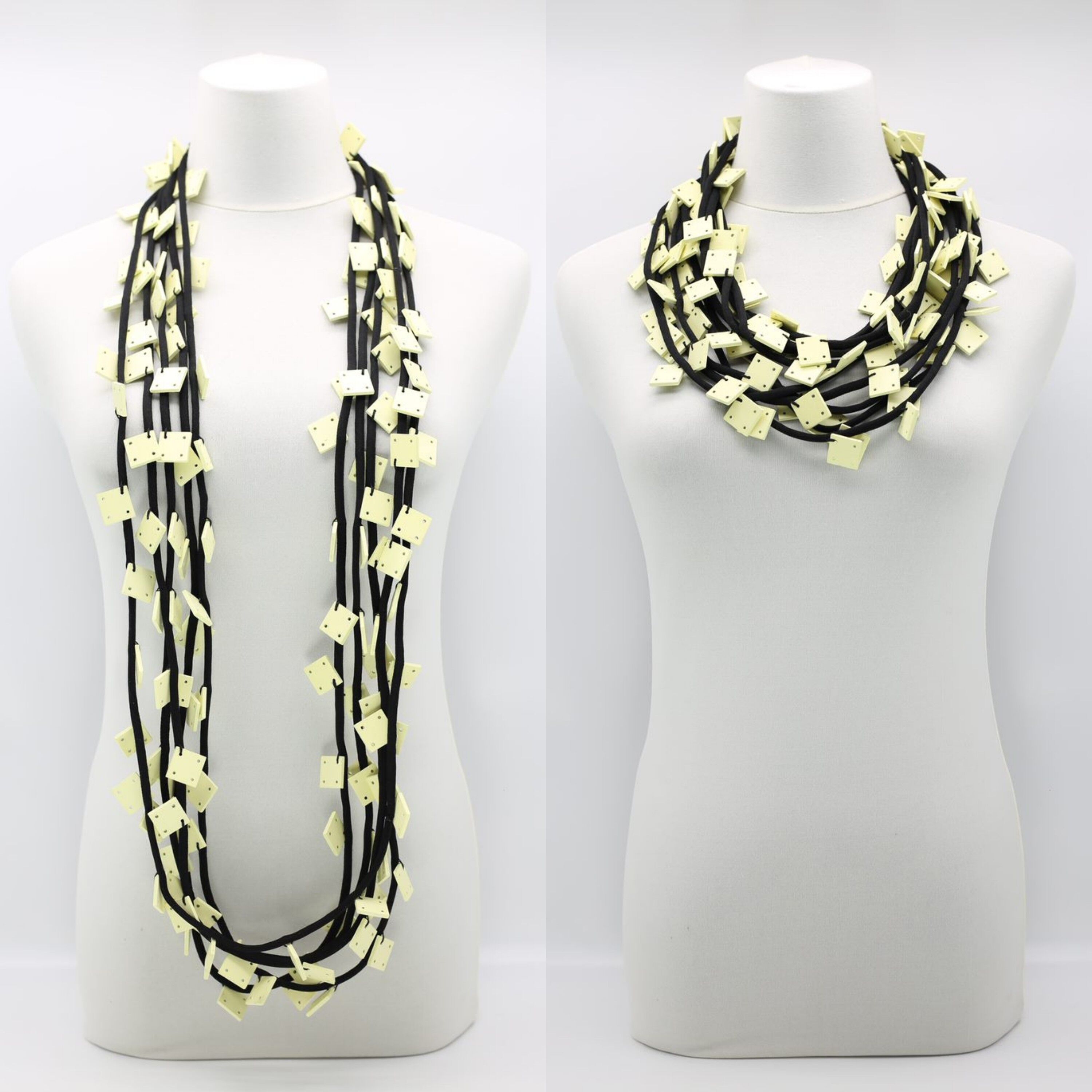 Collana con quadrati in legno su cordino - Piccola - Crema