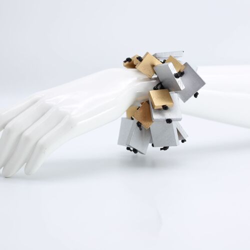 Squares on Elastic Bracelet - Silver/Gold