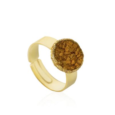 Sand gold ring with mustard-colored mother-of-pearl