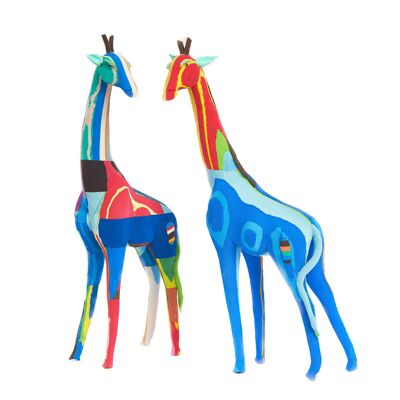 Figurine d'animal upcycling Girafe M en tongs