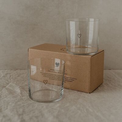 Drinking glass in a set of 2 heart black