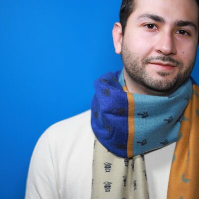 Suave y acogedora bufanda de algodón para hombre con diseño vintage.