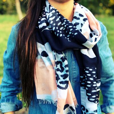 Lightweight cotton scarf for women with panther pattern, multicolored