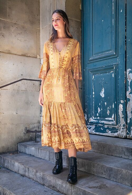 Robe longue à imprimé fleuri boutonnée devant et col V