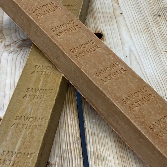 Sapone solido e shampoo solido con curcuma BIOLOGICA