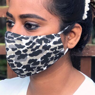 Waschbare Dreilagige Schutzfiltertasche mit Leopardenmuster Handgefertigte Masken - Von Nesavaali London