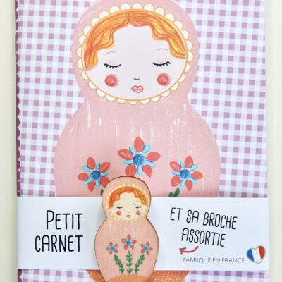 Carnet matriochka violet et sa broche