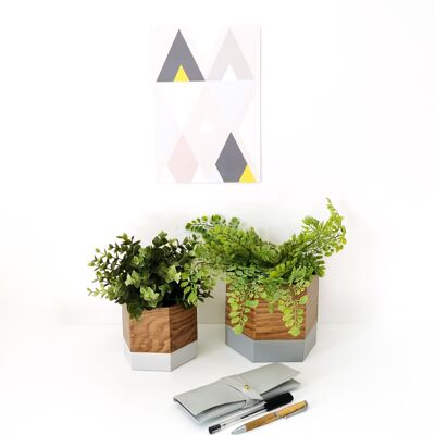 GEO oak and shades of gray planters