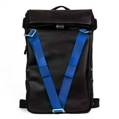 Backpack + electric blue strap