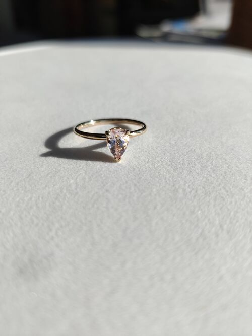 Dainty Morganite Ring__Yellow Gold / M