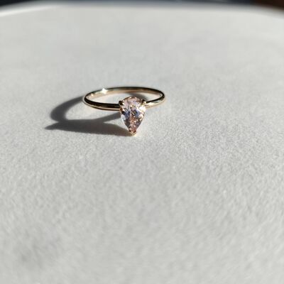 Dainty Morganite Ring__Yellow Gold / M