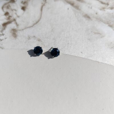 Teal Sapphire Gold Stud Earrings__White Gold