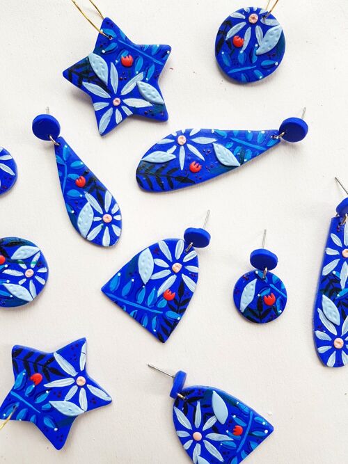 Blue Daisy Flower Earrings , Blue Drops