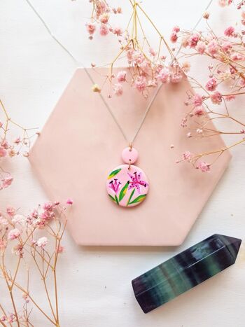 Collier rose à l'extérieur de la boîte, POTB 16