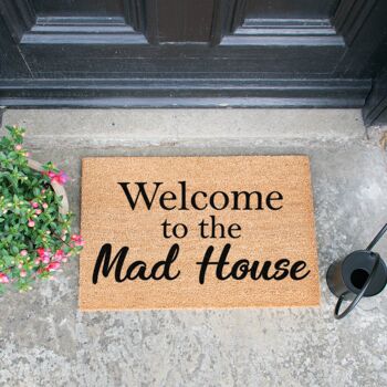 Bienvenue dans le paillasson Mad House 3