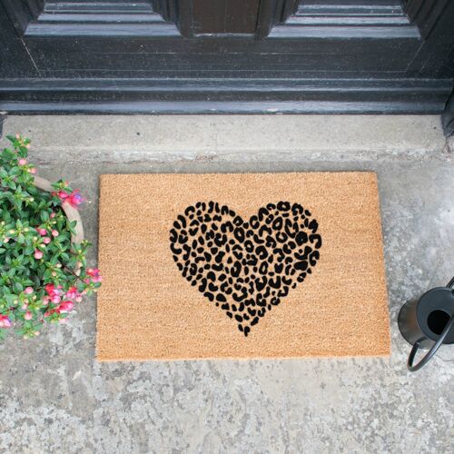 Leopard Pint Heart Doormat