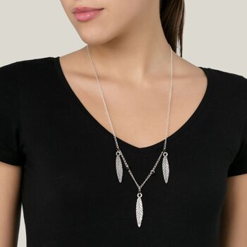 Collier plume moyen plaqué argent avec cristaux noirs 2