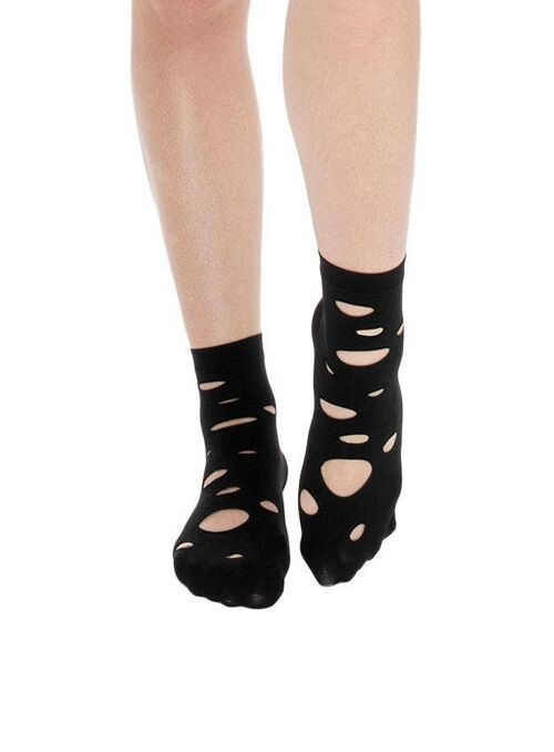 Italiana Torn Micro Ankle Socks