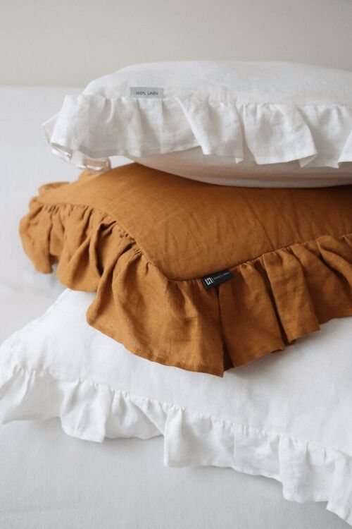 Linen Pillowcase with Ruffles