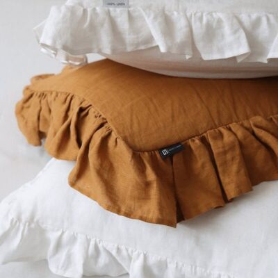 Linen Pillowcase with Ruffles