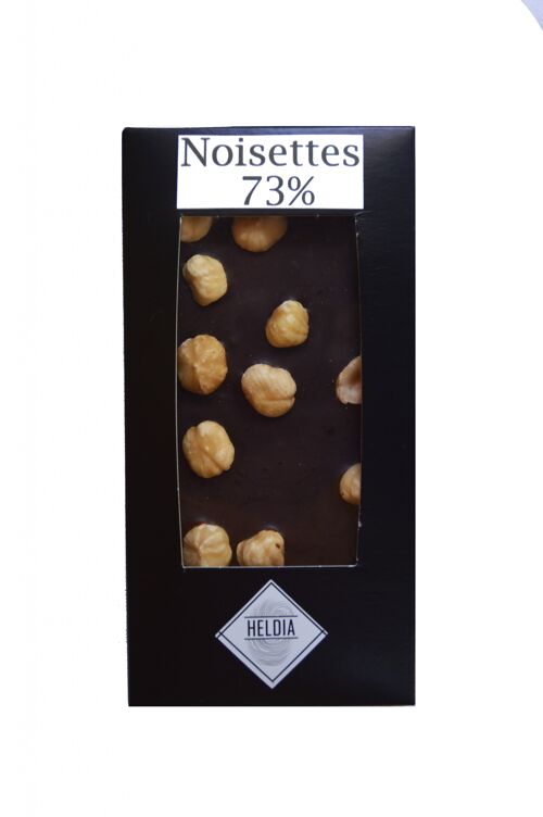 Tablette gourmande noire / noisettes