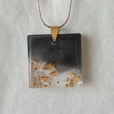 Necklace square black and gold