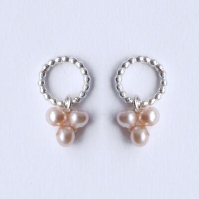 boucles d'oreilles perles roses