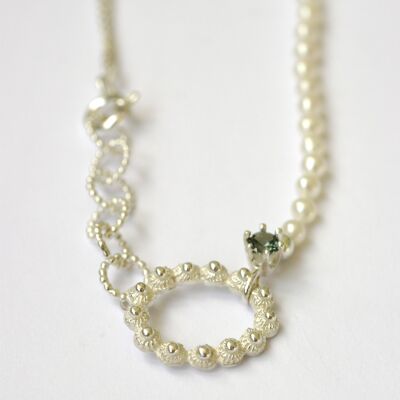Zeeland Halskette oval mit weißen Perlen