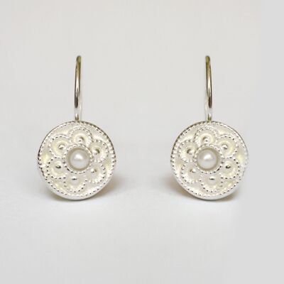 grandma's button earrings with white pearl II