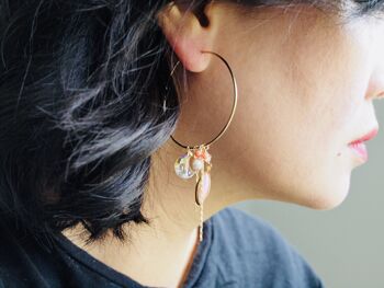 Boucles d’oreilles double cerceau en or rose, avec des charmes détachables et demi-cercle, cristaux Swarovski pêche corail et argent céramique rose vintage 1